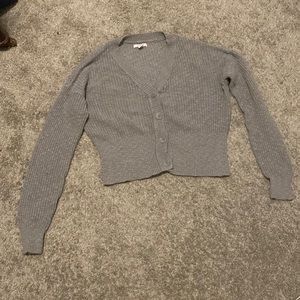 Cropped long sleeve gray sweater